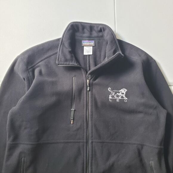 Patagonia Synchilla Jacket Mens Medium Full Zip Fleece Leo Embroidered Black - Picture 2 of 9